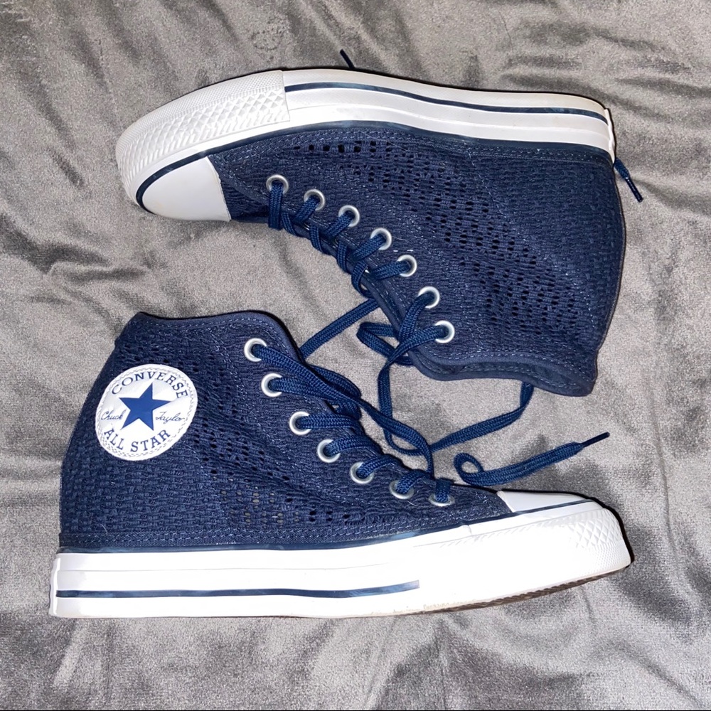 LIKE NEW Navy Blue Converse Platform High Tops